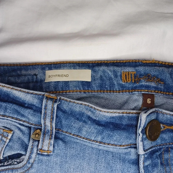 Kut from the kloth distressed boyfriend jeans - Picture 6 of 9